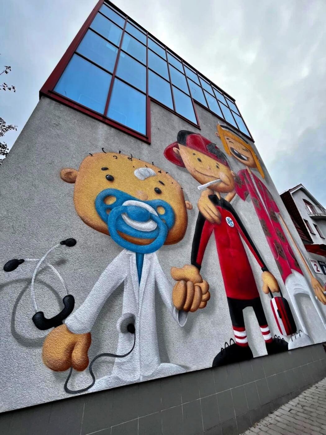 Chorzów Mural na ścianie szpitala dziecięcego