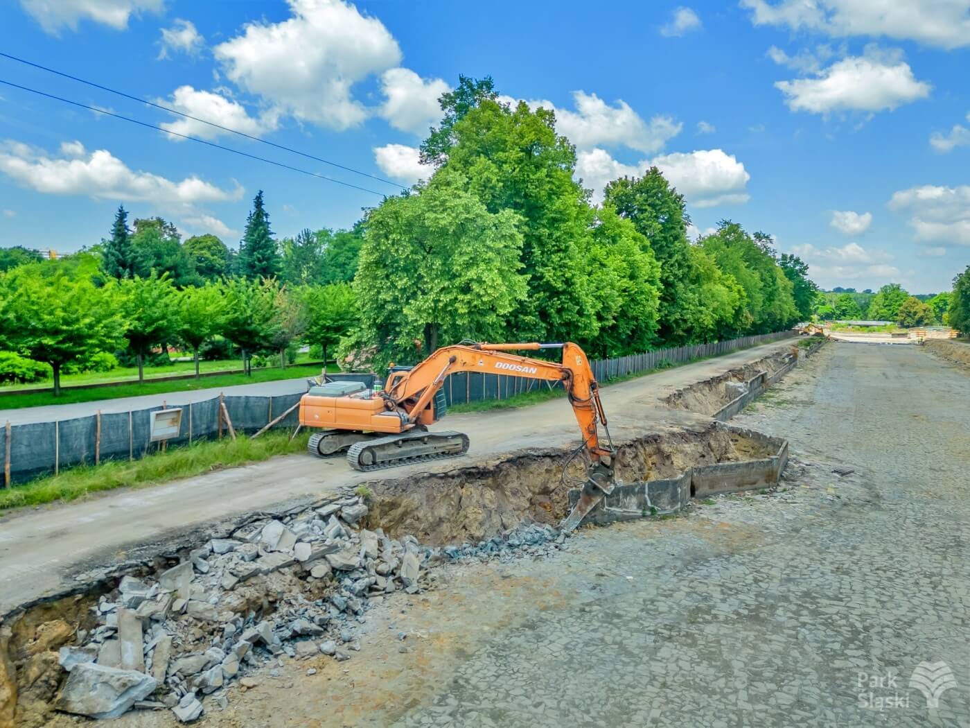 Postępy prac przy modernizacji Kanału Regatowego w Parku Śląskim 4