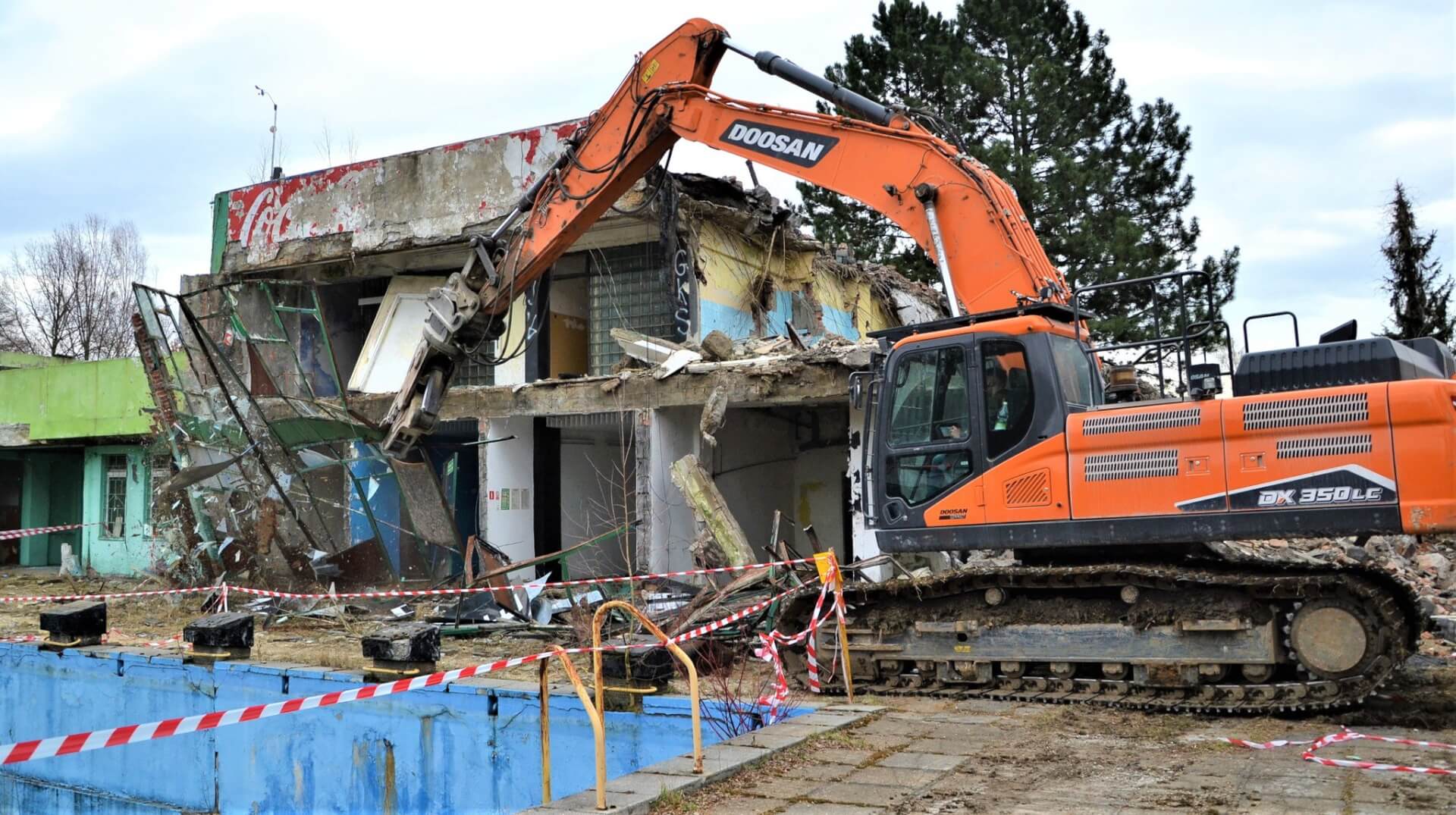 Znika dawna Fala w Parku Śląskim Rozpoczęła się wielka demolka 4