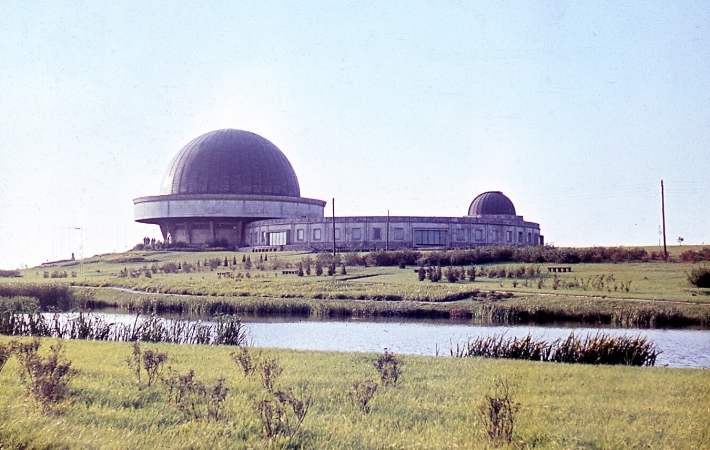 Pierwsza kosmiczna inwestycja na Śląsku. Planetarium Śląskie na starych zdjęciach