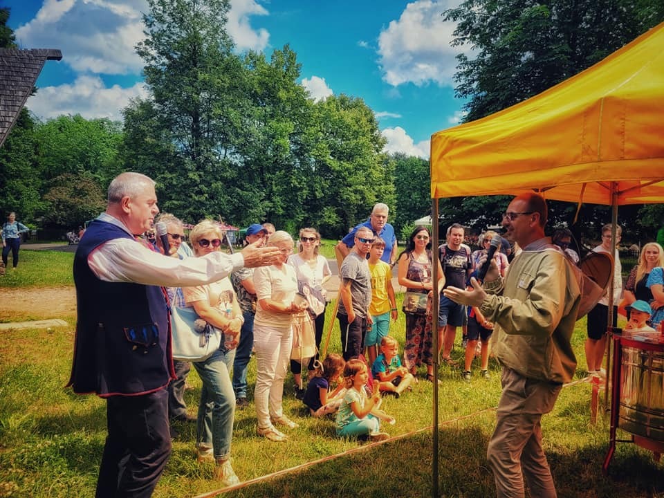 Chorzow skansen dzien miodu 13