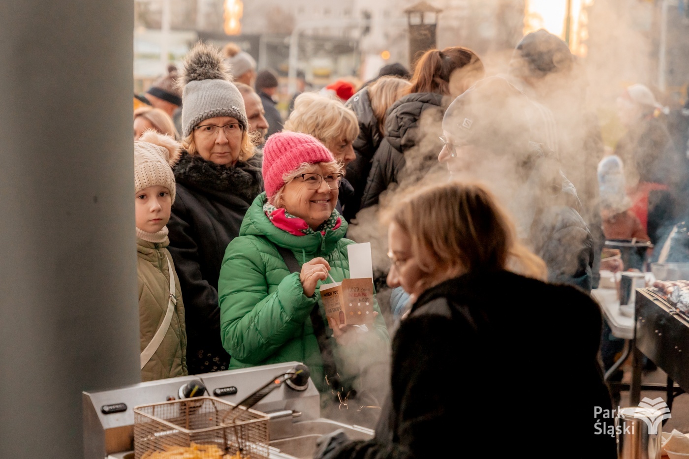 Kulinarny ogien rozswietlenie choinki park slaski 1