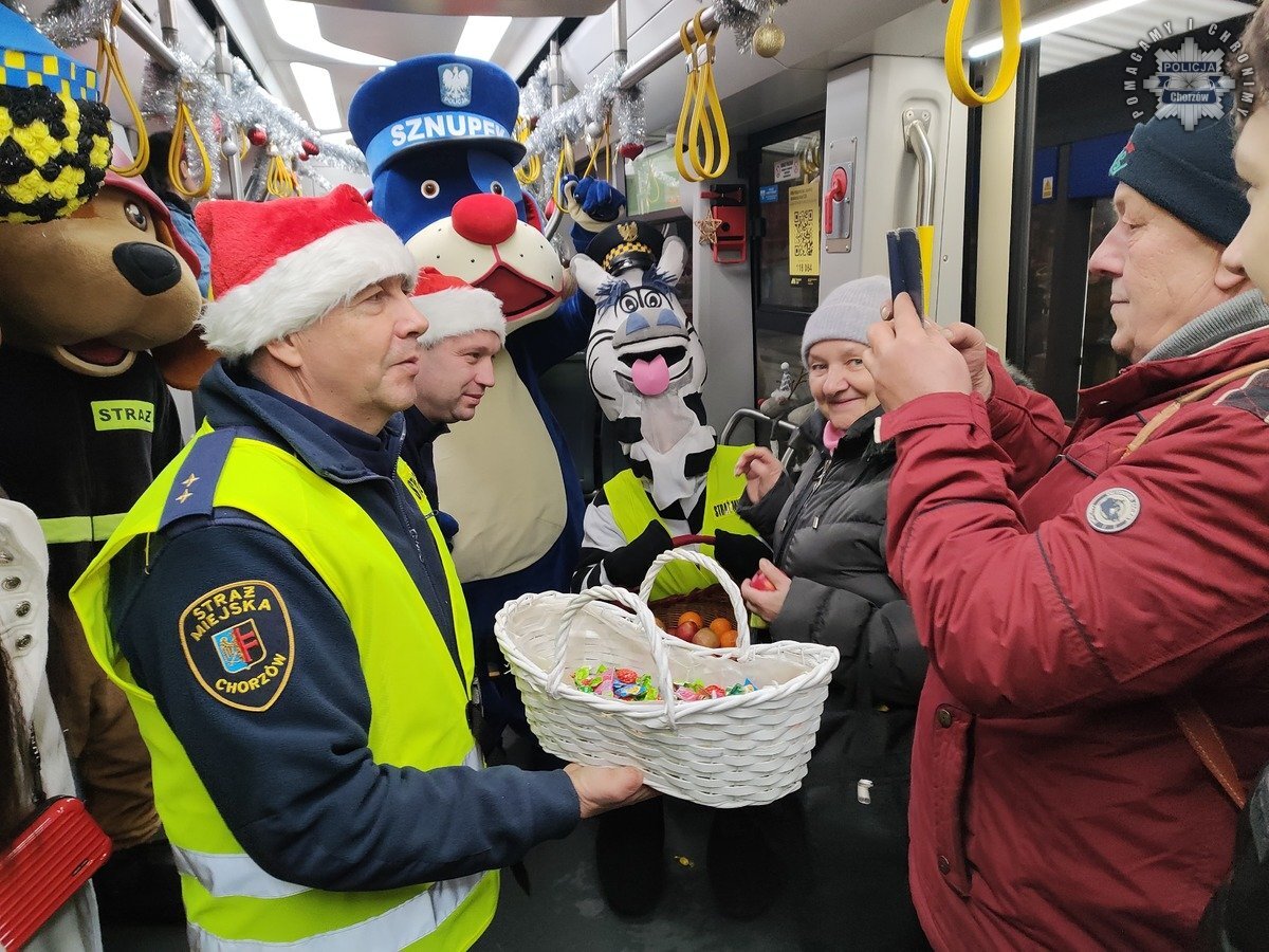 Mikolajki z chorzowskimi policjantami 9